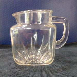 Federal glass Starburst Vintage pitcher